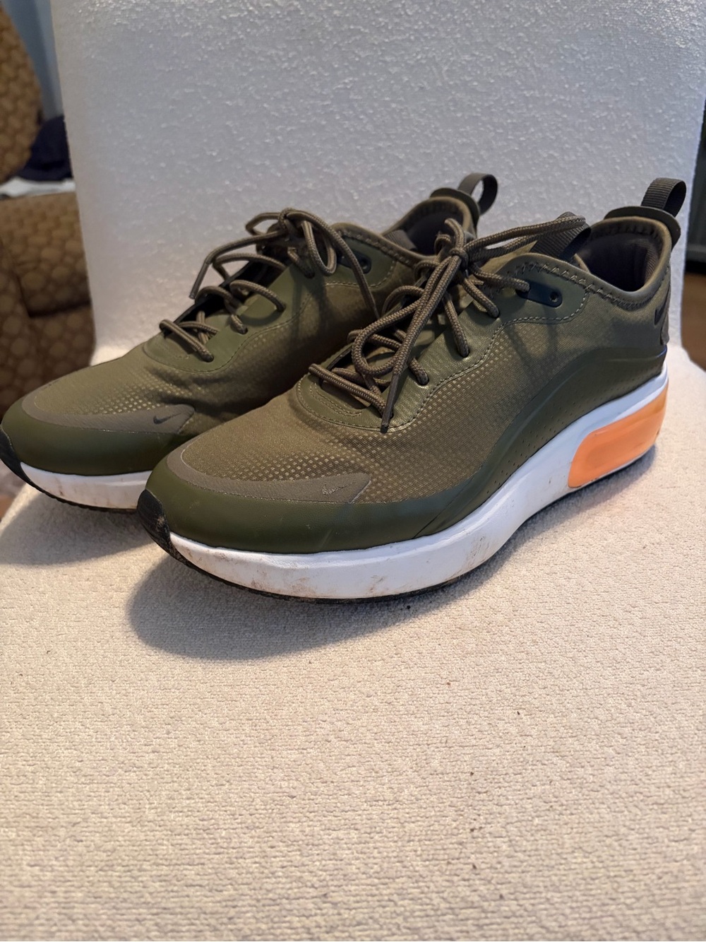 Nike Women’s Air Max Dia Olive Green sneakers, size 9